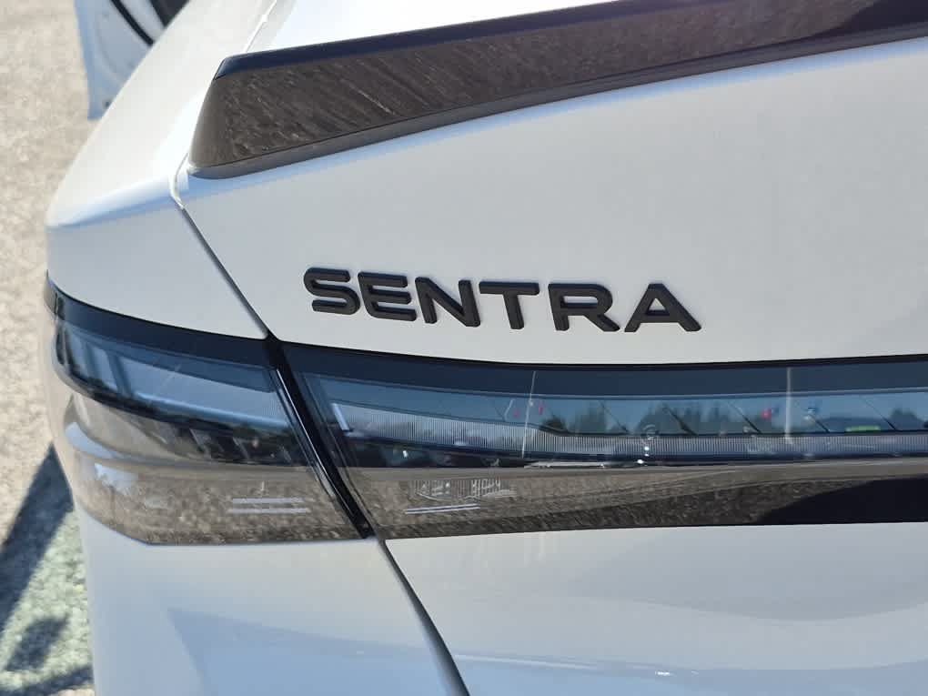 New 2027 Nissan Sentra SR w/ SR Premium Package FWD image 20