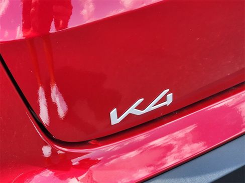 New 2025 Kia K4 EX image 8