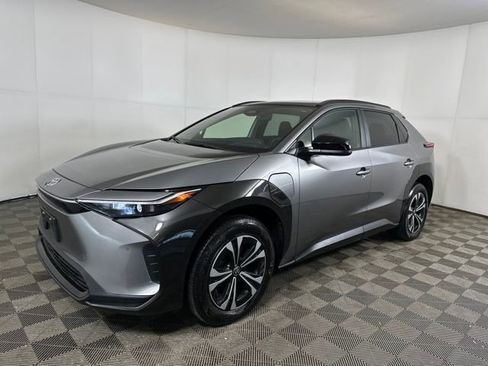 Used 2023 Toyota bZ4X XLE image 7