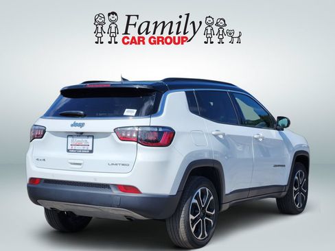 Used 2024 Jeep Compass Limited AWD/4WD image 4