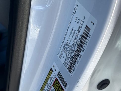 Used 2024 Toyota Tacoma TRD Sport w/ TRD Sport Upgrade Package image 34