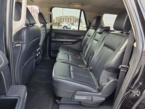 Used 2024 Ford Expedition Max XLT image 10