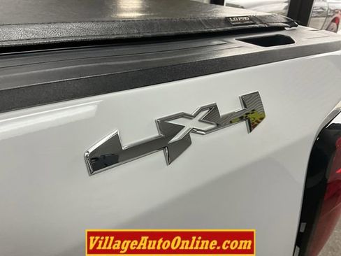 Used 2020 GMC Sierra 1500 SLT w/ SLT Premium Plus Package AWD/4WD image 30