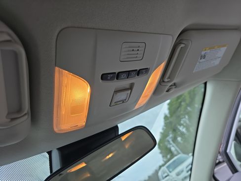 Certified 2022 Toyota Corolla LE image 30