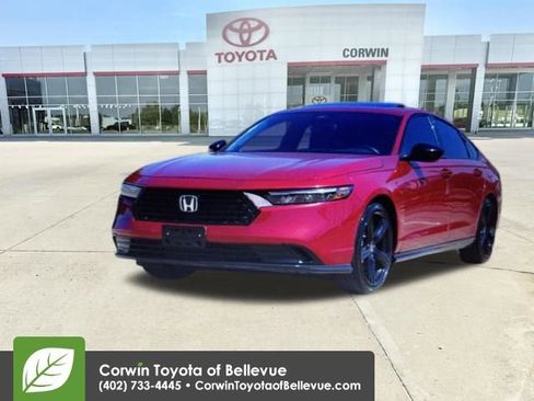 Used 2023 Honda Accord Sport image 1