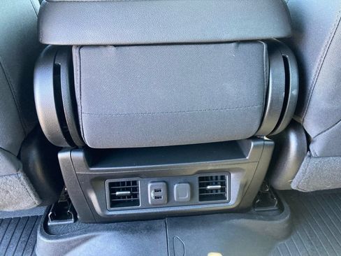 Used 2023 Chevrolet Silverado 2500 LT w/ Convenience Package AWD/4WD image 19