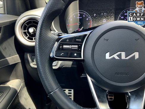 Used 2022 Kia Forte GT-Line image 18