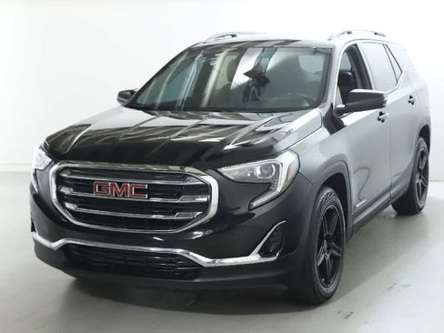 Used 2020 GMC Terrain SLT FWD image 1