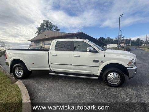 Used 2018 RAM 3500 Laramie Longhorn w/ Longhorn Southfork Package image 4