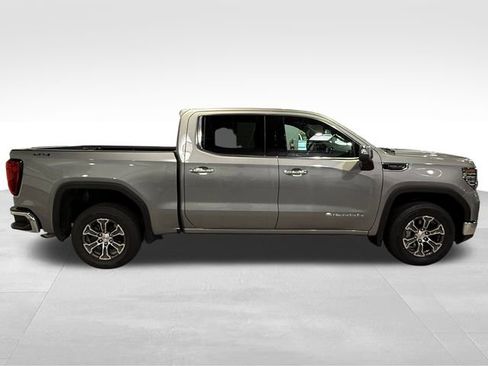 Certified 2024 GMC Sierra 1500 SLT image 8
