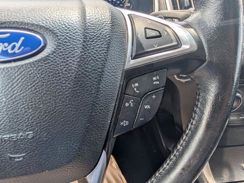 Used 2015 Ford Edge SEL AWD/4WD image 21