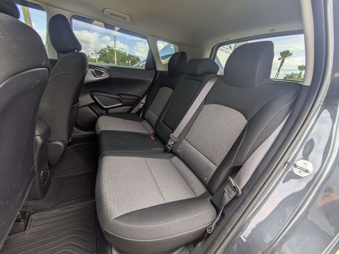 Used 2023 Kia Soul EX FWD image 12