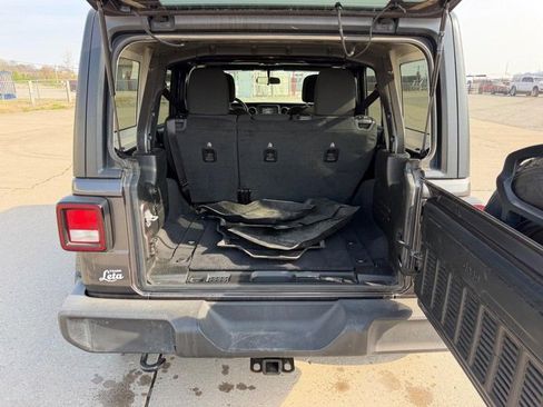 Used 2020 Jeep Wrangler Unlimited Sport S image 5