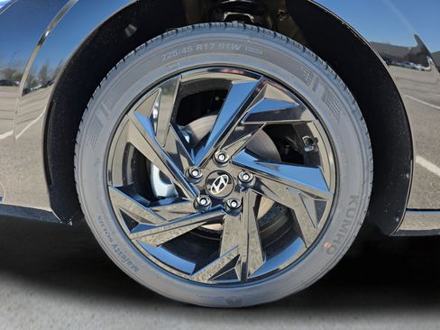 Used 2026 Hyundai Elantra Sport w/ Cargo Package FWD image 10