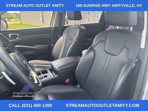 Used 2022 Kia Sorento S image 19