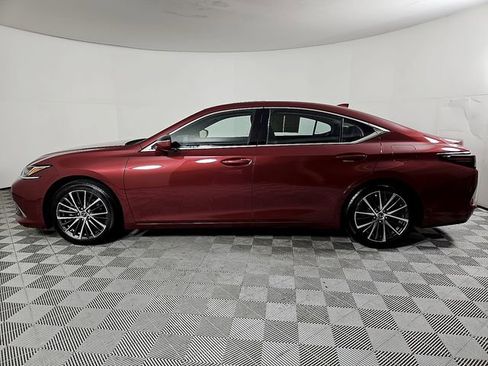 Used 2024 Lexus ES 350 w/ Premium Package image 8