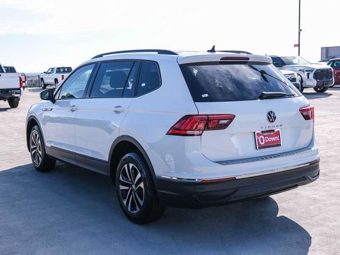 Used 2022 Volkswagen Tiguan S FWD image 6