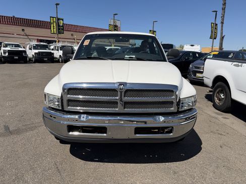 Used 1999 Dodge Ram 2500 Truck image 2