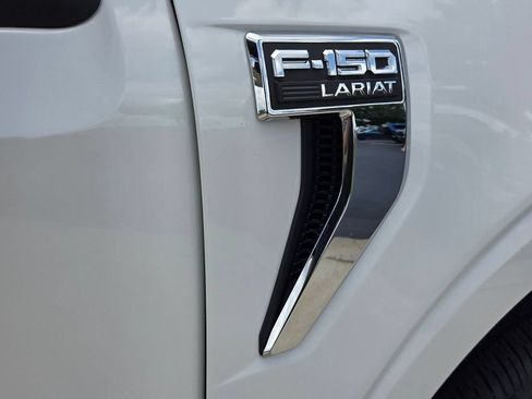 Used 2021 Ford F150 Lariat w/ Equipment Group 502A High AWD/4WD image 17
