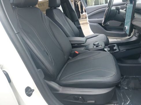 Certified 2024 Ford Mustang Mach-E Premium AWD/4WD image 10