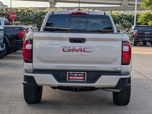 New 2026 GMC Canyon AT4 AWD/4WD image 5