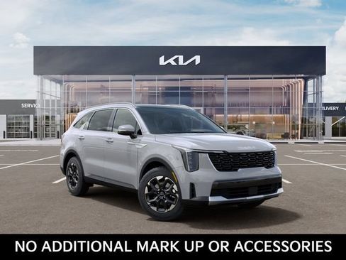 New 2026 Kia Sorento S FWD image 8