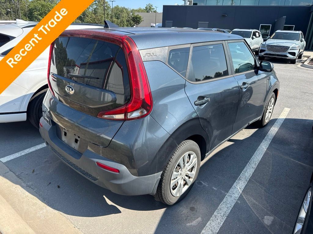 Used 2020 Kia Soul LX FWD image 3