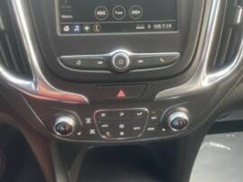 Used 2019 Chevrolet Equinox LT AWD/4WD image 7