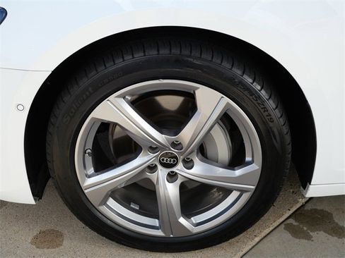 Used 2024 Audi A6 Premium Plus image 8