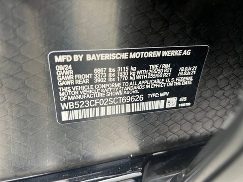 Used 2025 BMW iX xDrive50 image 23