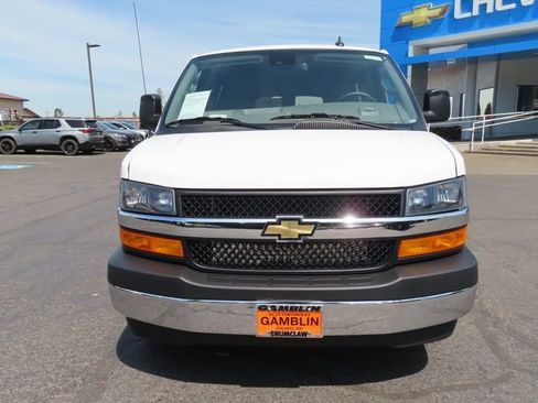 Used 2025 Chevrolet Express 3500 LT w/ LT Preferred Equipment Group RWD image 2