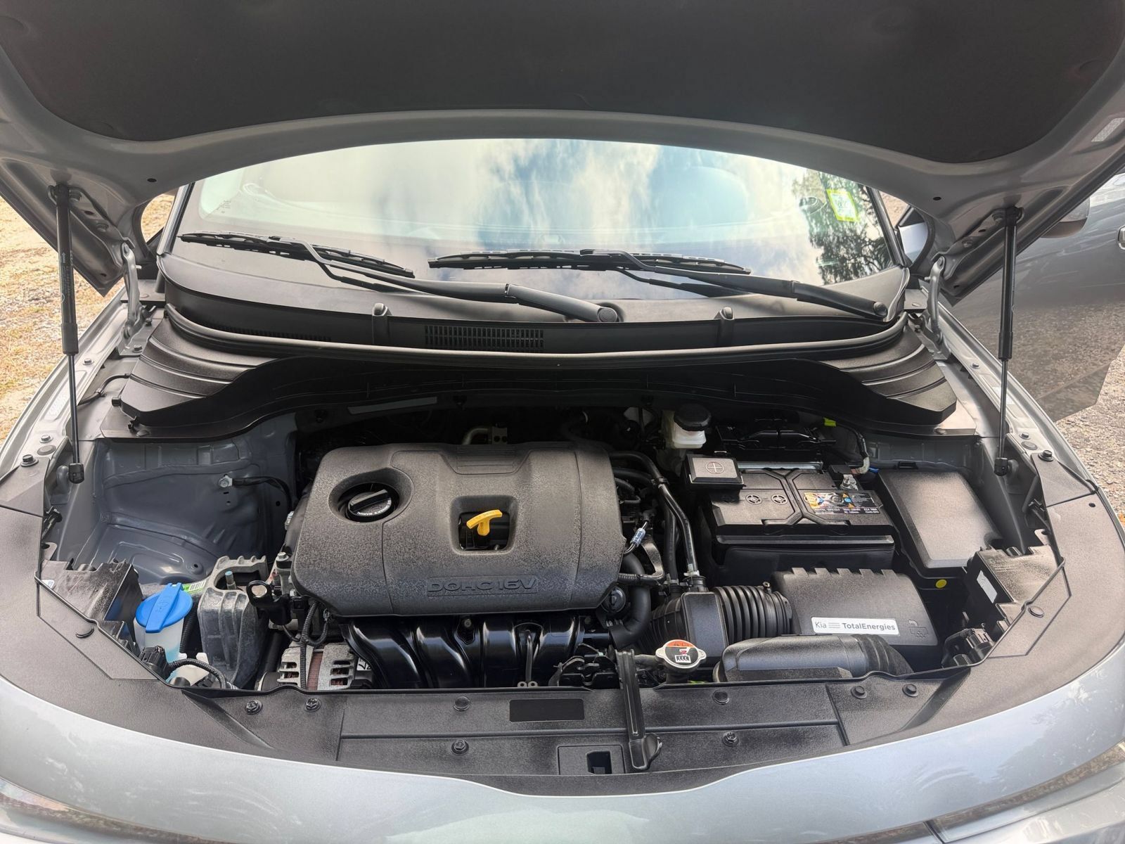 Used 2025 Kia Soul LX w/ LX Technology Package FWD image 30