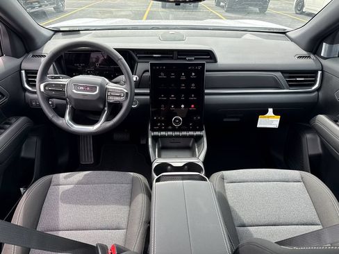 New 2027 GMC Terrain Elevation w/ Technology Package II AWD/4WD image 27