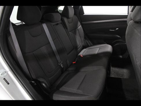 Certified 2023 Hyundai Tucson SEL AWD/4WD image 17