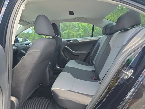 Used 2017 Volkswagen Jetta S FWD image 30