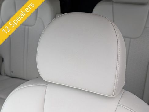 Certified 2023 Kia Sorento SX Prestige w/ Panoramic Sunroof Package image 17