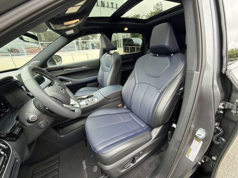 Certified 2026 INFINITI QX60 Sport w/ Dark Cargo Package AWD/4WD image 15