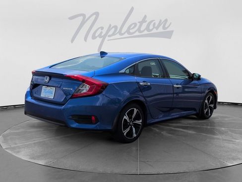 Used 2017 Honda Civic Touring image 8