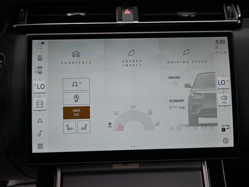 Used 2025 Land Rover Range Rover Velar S AWD/4WD image 22