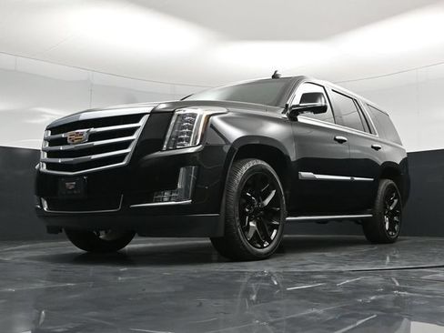 Used 2019 Cadillac Escalade Luxury AWD/4WD image 65