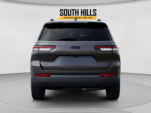 New 2026 Jeep Grand Cherokee L 4WD image 7