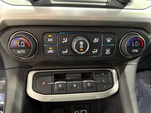 Used 2023 GMC Acadia SLE w/ Driver Convenience Package AWD/4WD image 15