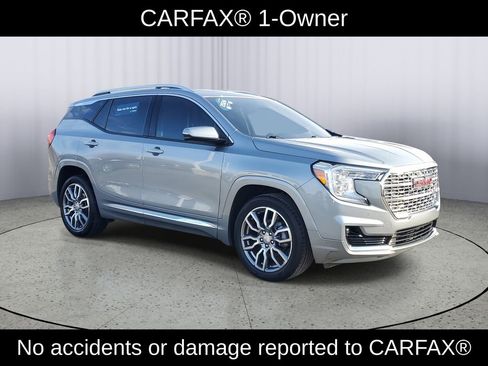 Certified 2024 GMC Terrain Denali w/ LPO, Floor Liner Package image 2