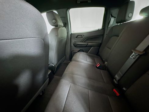 Used 2023 Chevrolet Colorado W/T image 24