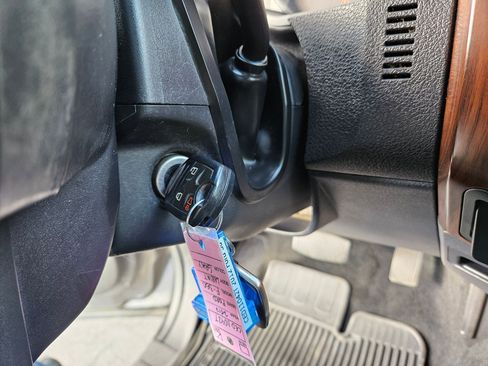 Used 2012 Ford F350 Lariat w/ Chrome Pkg AWD/4WD image 21