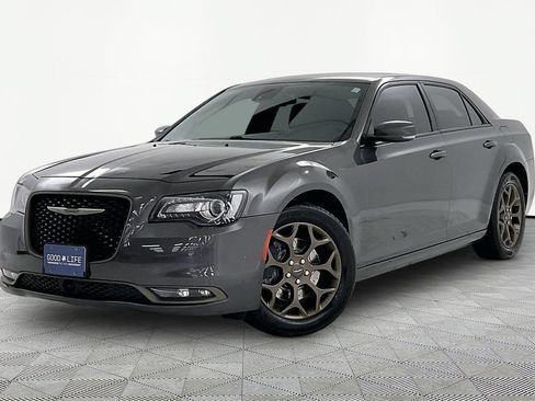 Used 2016 Chrysler 300 S w/ Safetytec Plus Group AWD/4WD image 3