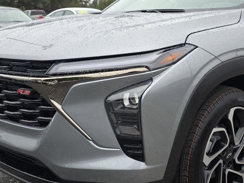 New 2026 Chevrolet Trax RS w/ Sunroof Package image 6