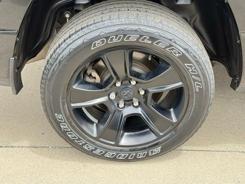 Used 2023 RAM 1500 Big Horn AWD/4WD image 12