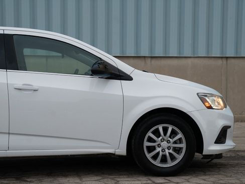 Used 2019 Chevrolet Sonic LT image 11