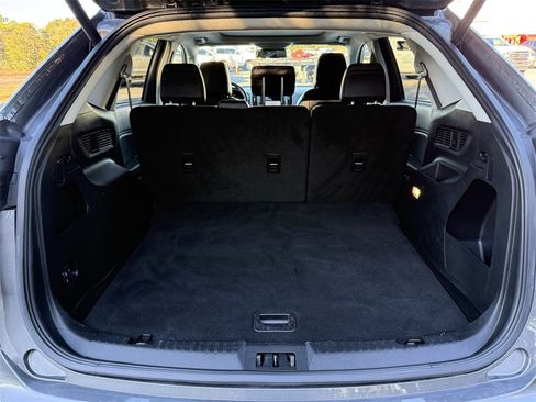 Certified 2023 Ford Edge SEL w/ Convenience Package image 36